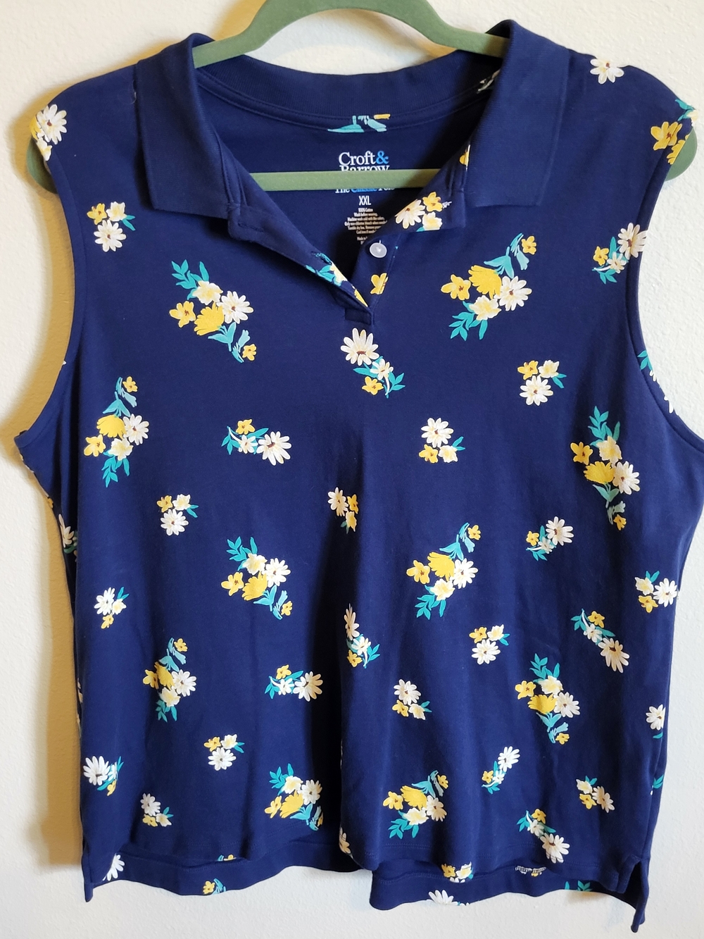 Croft & Barrow Navy Floral Sleeveless Polo